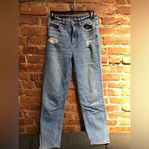 American Eagle Mom Jean
